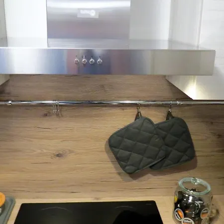 Lo Gnomo Sotto Al Glicine Lejlighed *