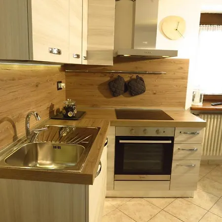 Lo Gnomo Sotto Al Glicine Lejlighed *